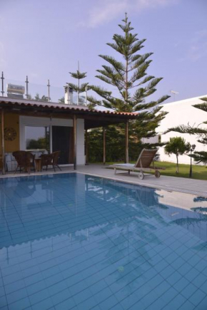 Cozy & comfortable house by the sea